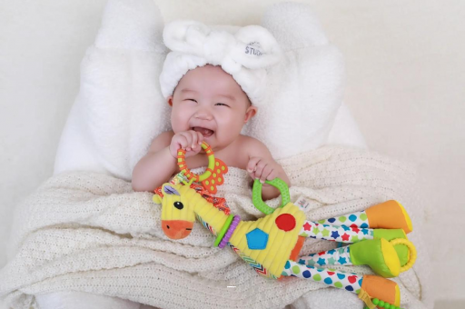 宜都六个月宝宝突然发烧